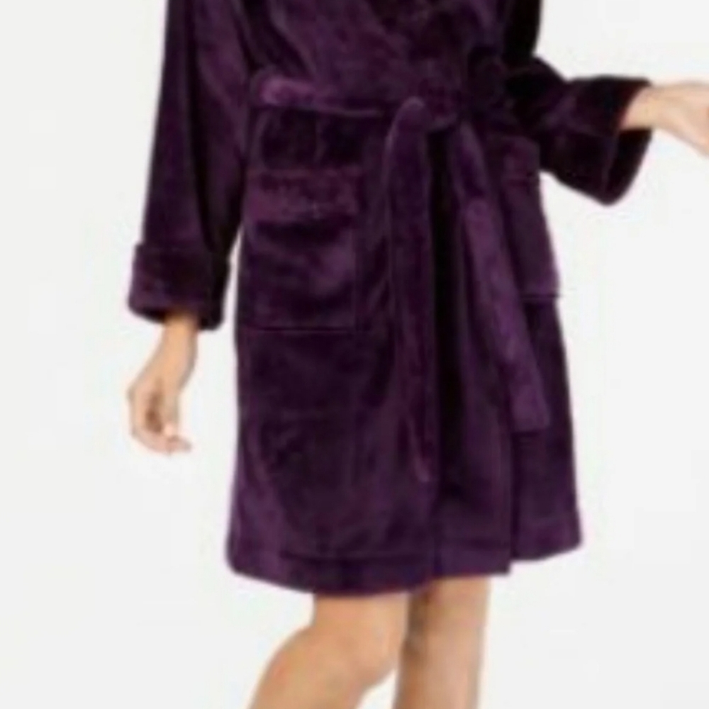 Super-Soft Robe - Picture 2 of 3